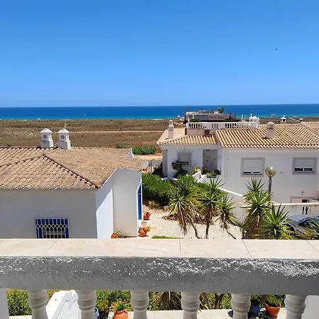 The Swallow's Rest House - Meia