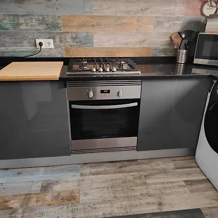 The Swallow's Rest House - Meia شقة